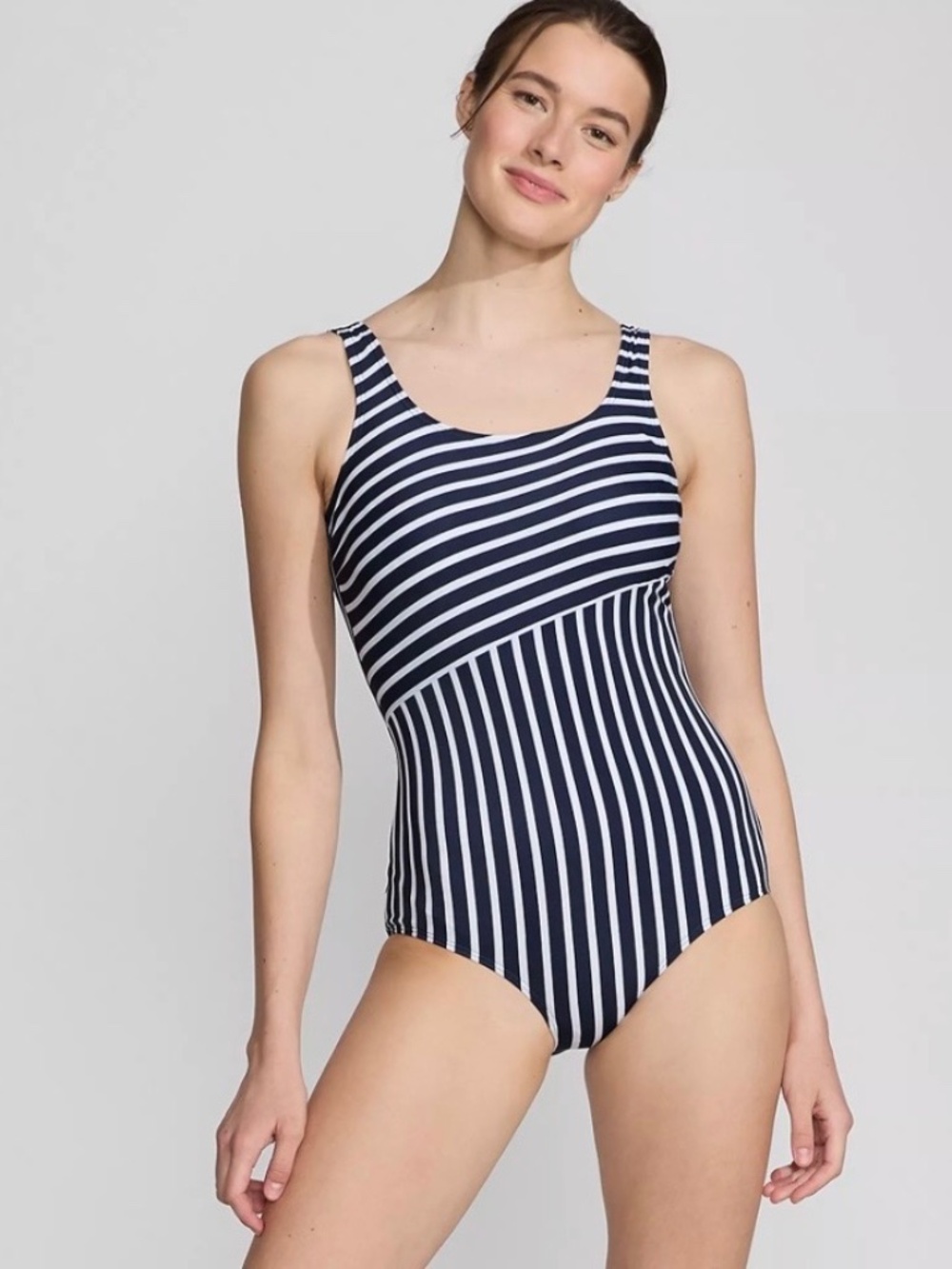 Size 8 Tall Long; Land’s End Women's Scoop Neck Tugless One Piece Swimsuit